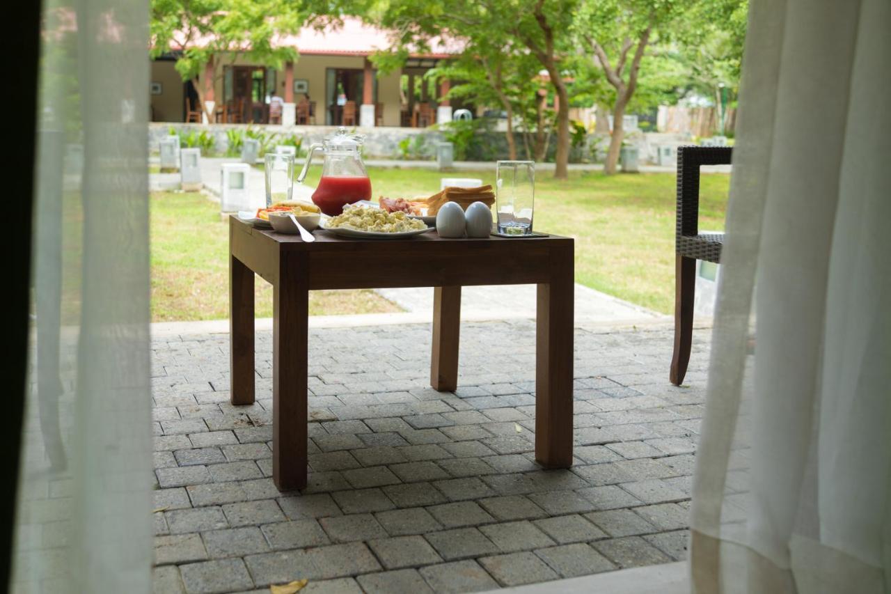 Yala Chalets By Lalan Leisure Kirinda  Luaran gambar
